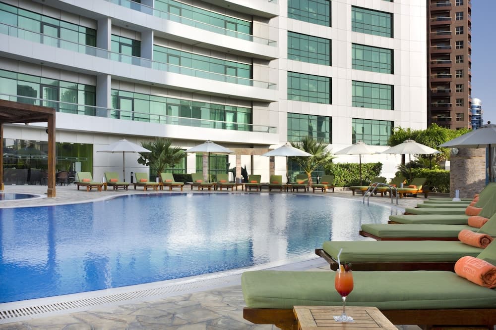 TIME Oak Hotel & Suites — 3