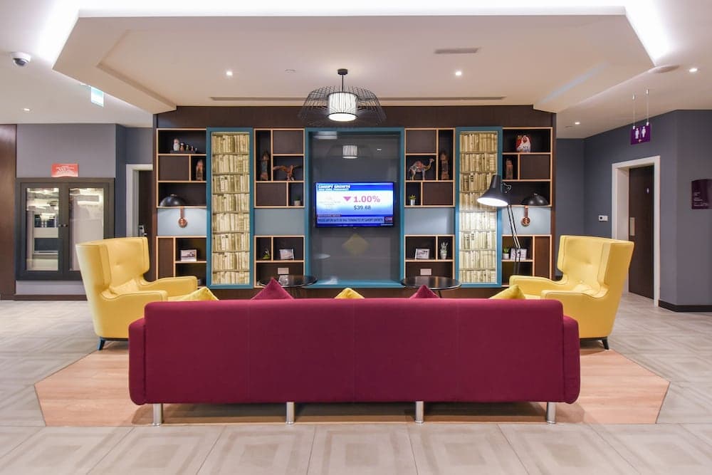 Premier Inn Dubai Aeroporto Internazionale — 4