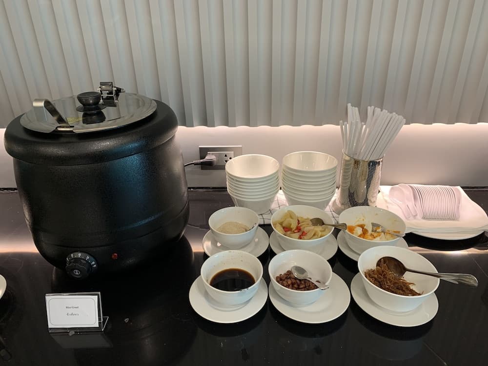 Thana Wisut Hotel — 27