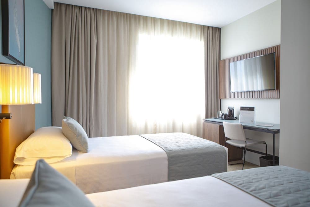 Hotel Riu Plaza España — 16