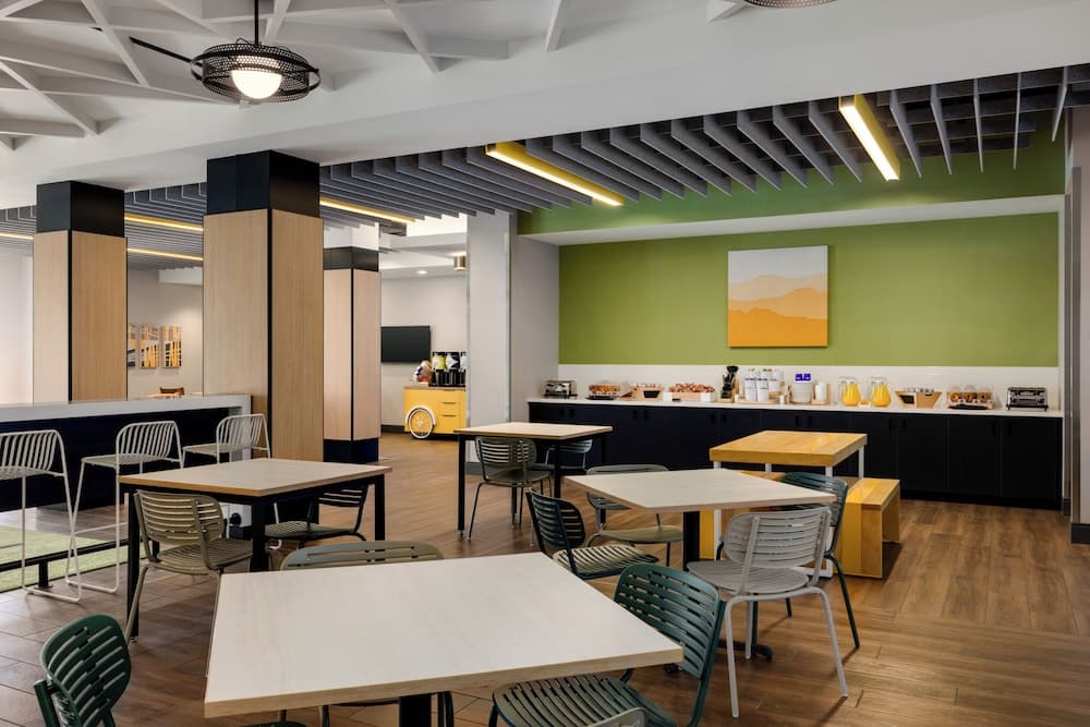 Spark By Hilton Las Vegas Flughafenhotel — 10