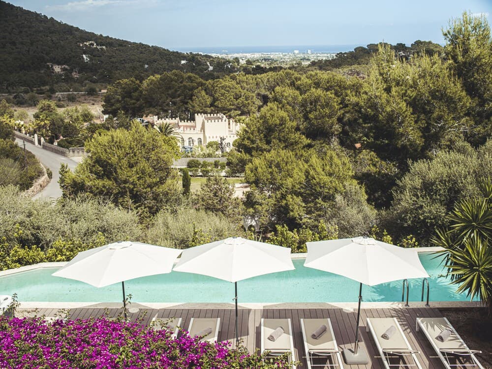 KM4 Ibiza — 6