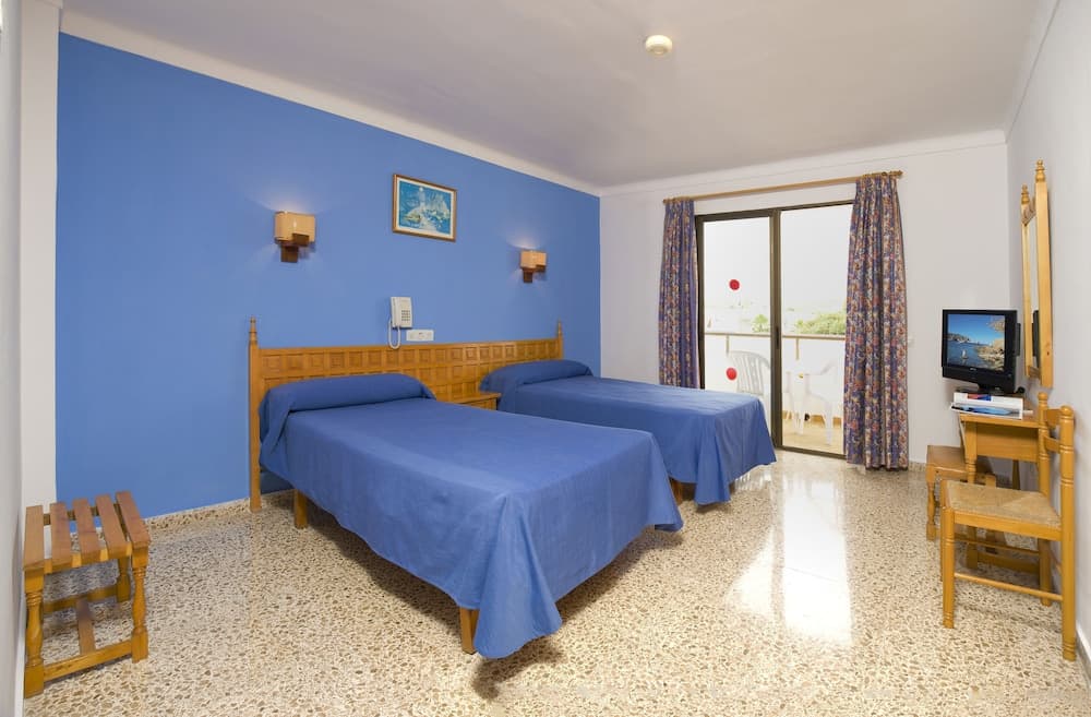 Casual Bahía Ibiza Hotel — 3