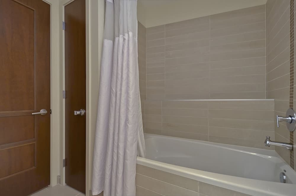 NUEVO condominio de dos habitaciones en Channelside Tam — 20
