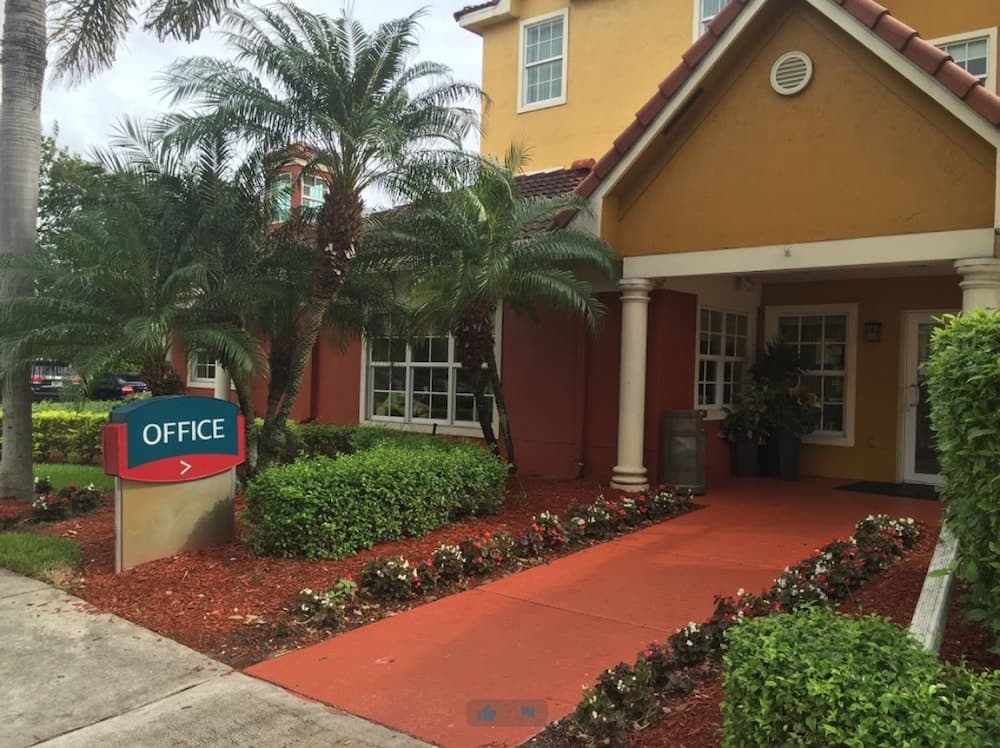 Towneplace Suiten by Marriott Ft Lauderdale West — 21
