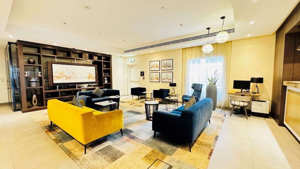 Hampton by Hilton Dubái Al Barsha — 2