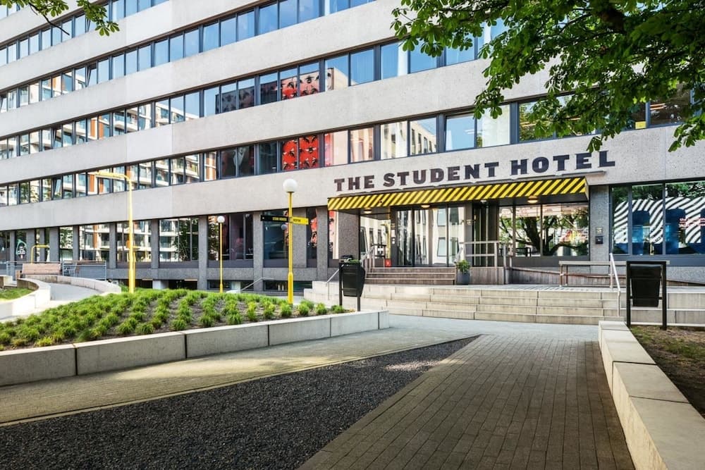 The Social Hub Amsterdam West 4 — 27