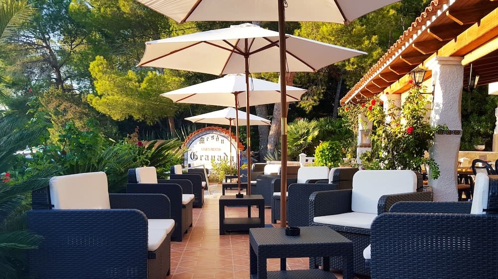 Granada Apartments Ibiza — 10