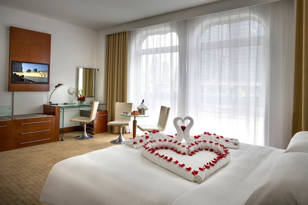 Villa Rotana — 8