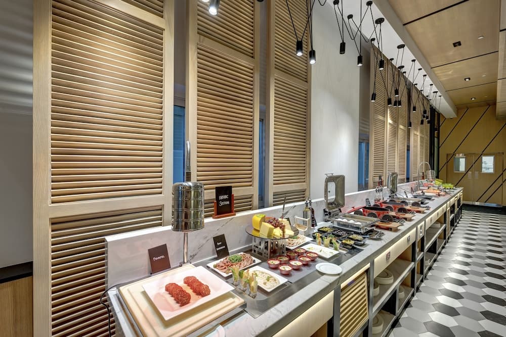 Hotel URBAN Al Khoory — 17