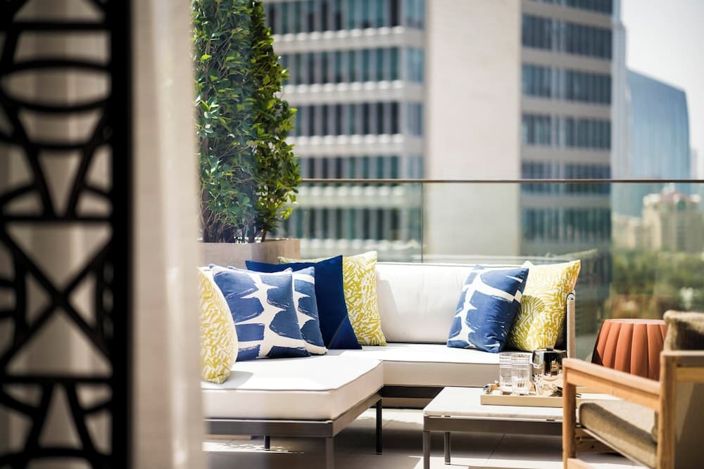 Four Seasons Hotel Dubai International Financial Centre — 2