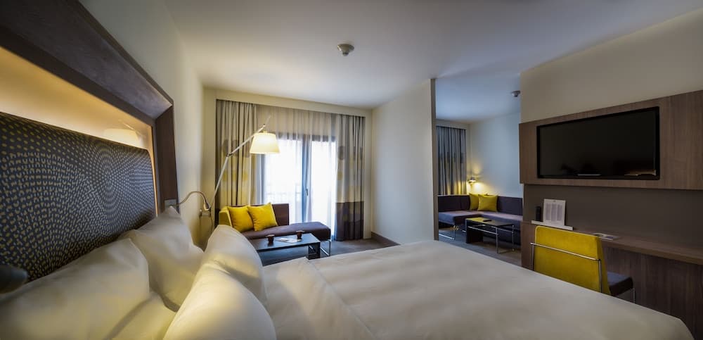 Novotel Istanbul Bosphorus — 23