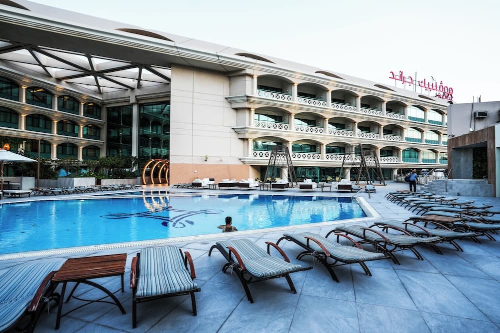 Mövenpick Grand Al Bustan Dubai — 8