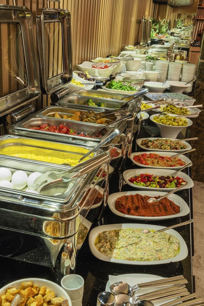 Ayramin Deluxe Hotel — 28