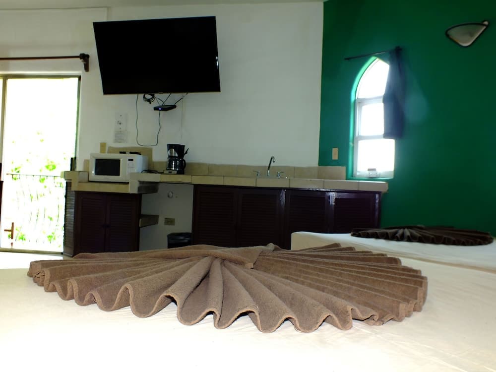 Sahara Hotel — 20