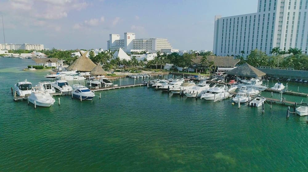 Sunset Marina Resort & Yacht Club — 4