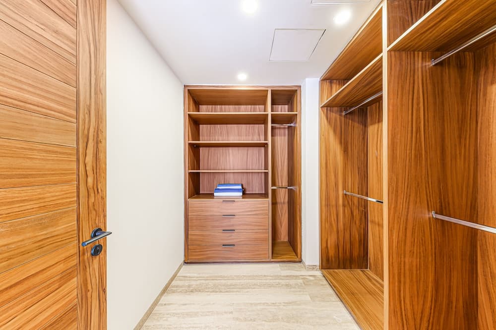 Marella Cabo — 21