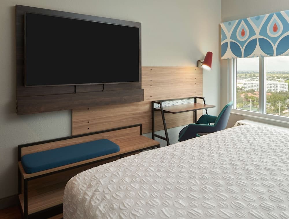 Tru by Hilton Fort Lauderdale Downtown — 15