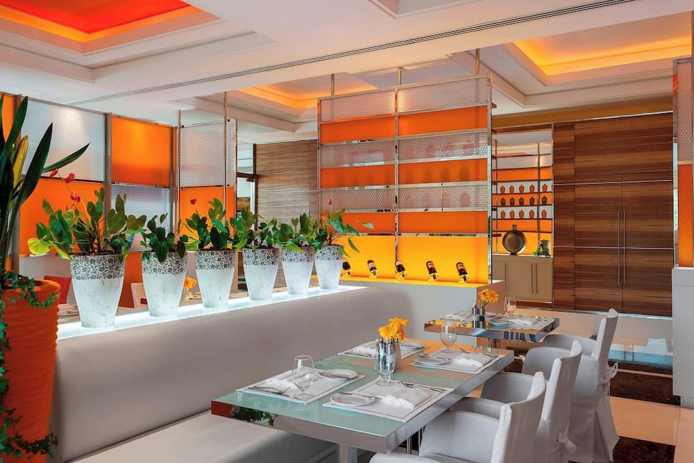 Four Points by Sheraton Bur Dubai — 3