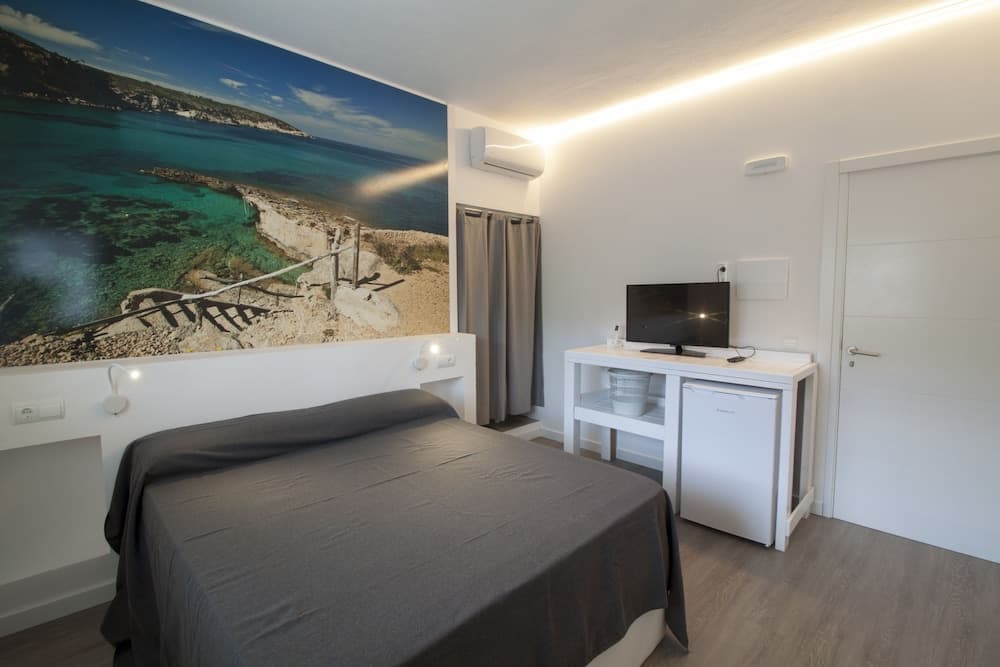 Hostal Sa Vinya Suites — 12