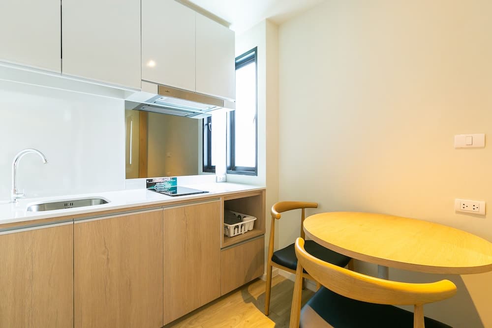 Cross Vibe Sukhumvit Hotel — 11