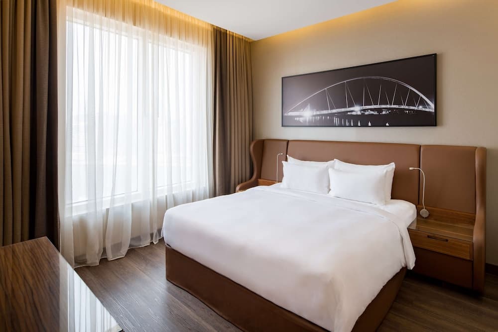Radisson Blu Hotel, Dubai Canal View — 25