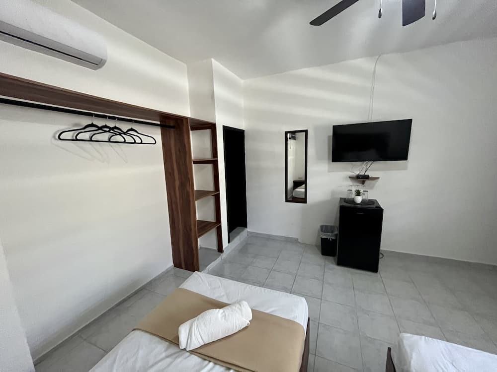 BALAM Playa - 15 Th. Ave

BALAM Playa - 15. Straße — 12