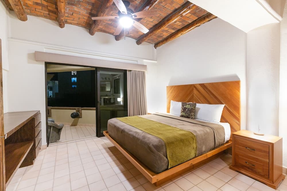 Hotel Castillo Blarney Inn — 13