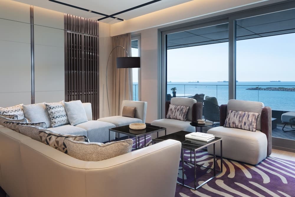 JW Marriott Hotel Istanbul Marmara Sea — 27