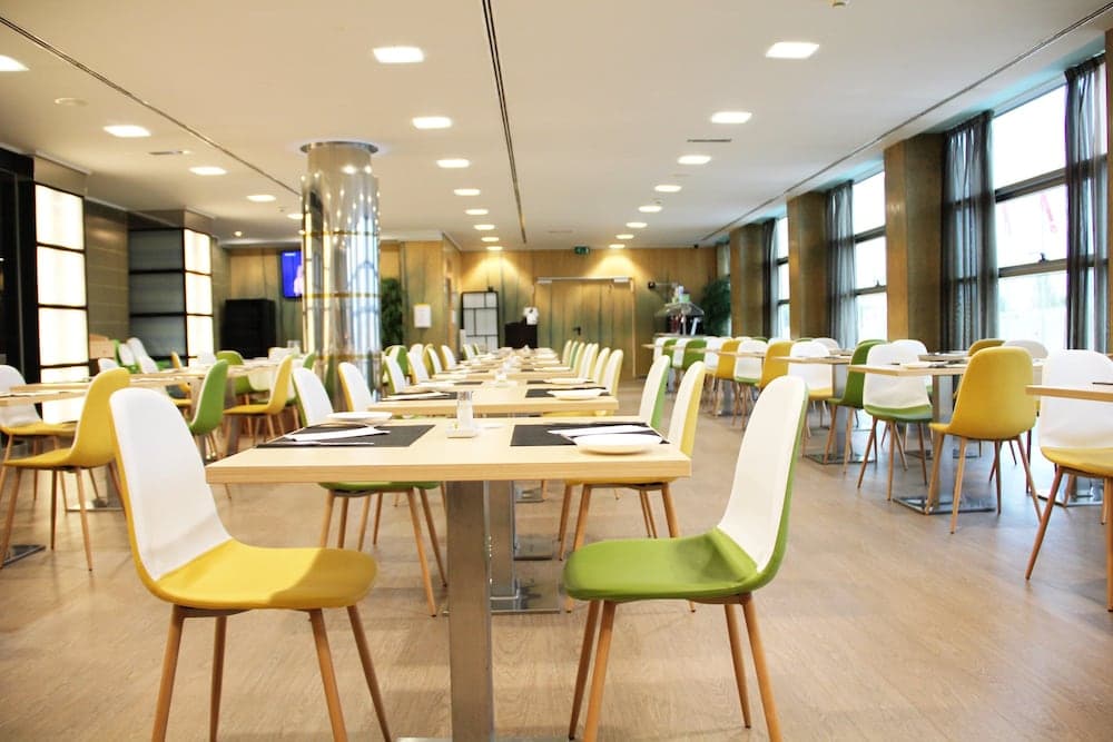 Crowne Plaza Madrid Airport, un Hotel IHG — 24