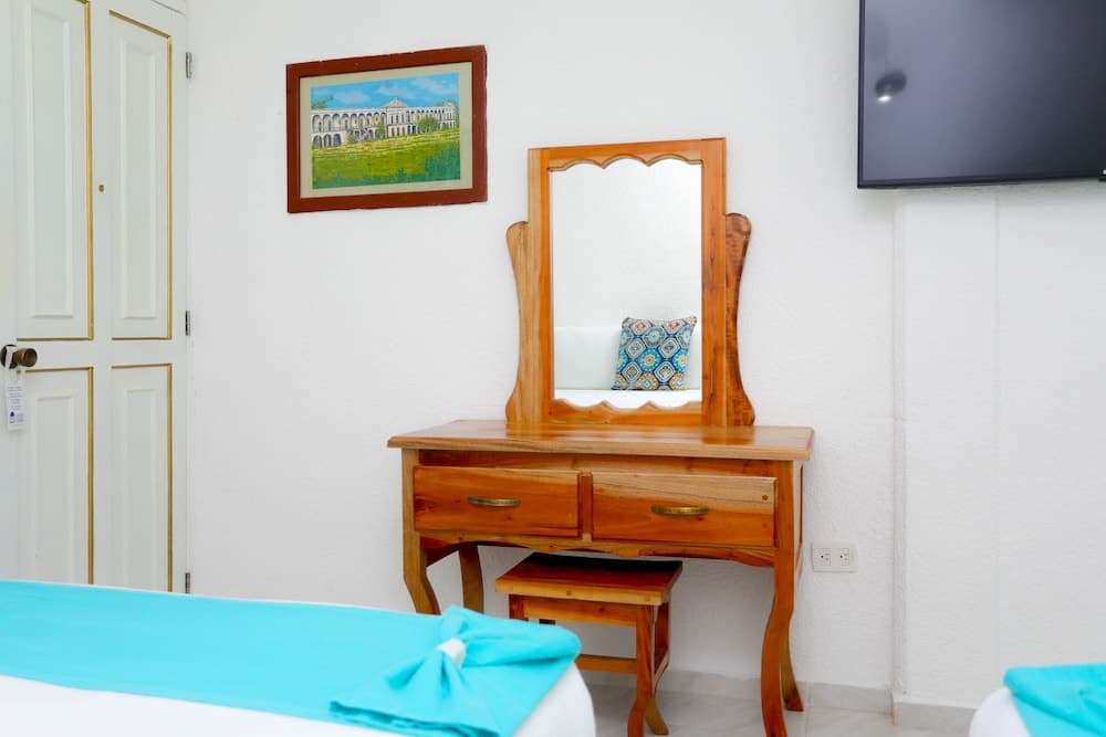 Hotel Maria de Lourdes Cancun — 16