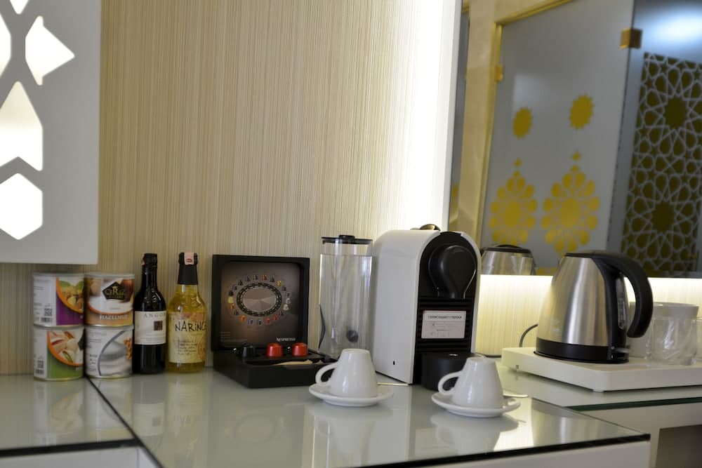 Arden City Hotel - Special Class — 17