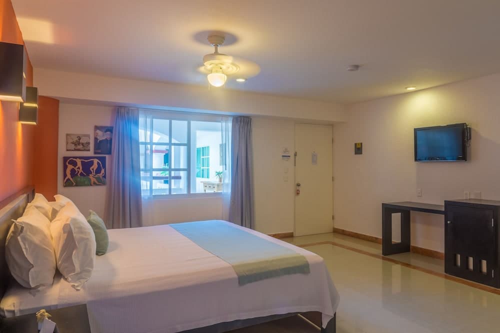 Illusion Boutique Hotel — 8