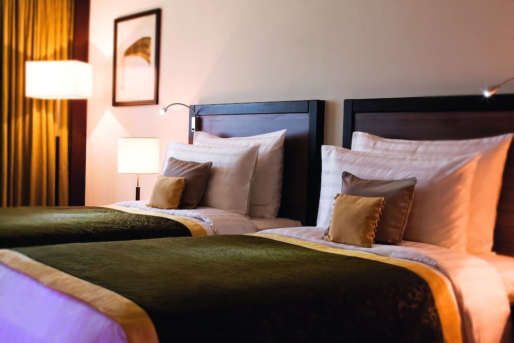 Avani Deira Dubai Hotel — 6