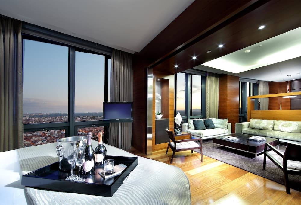Eurostars Madrid Tower — 15