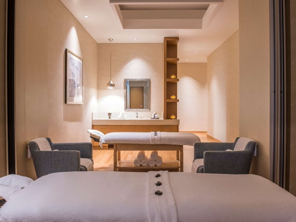 Swissotel Living Al Ghurair — 26