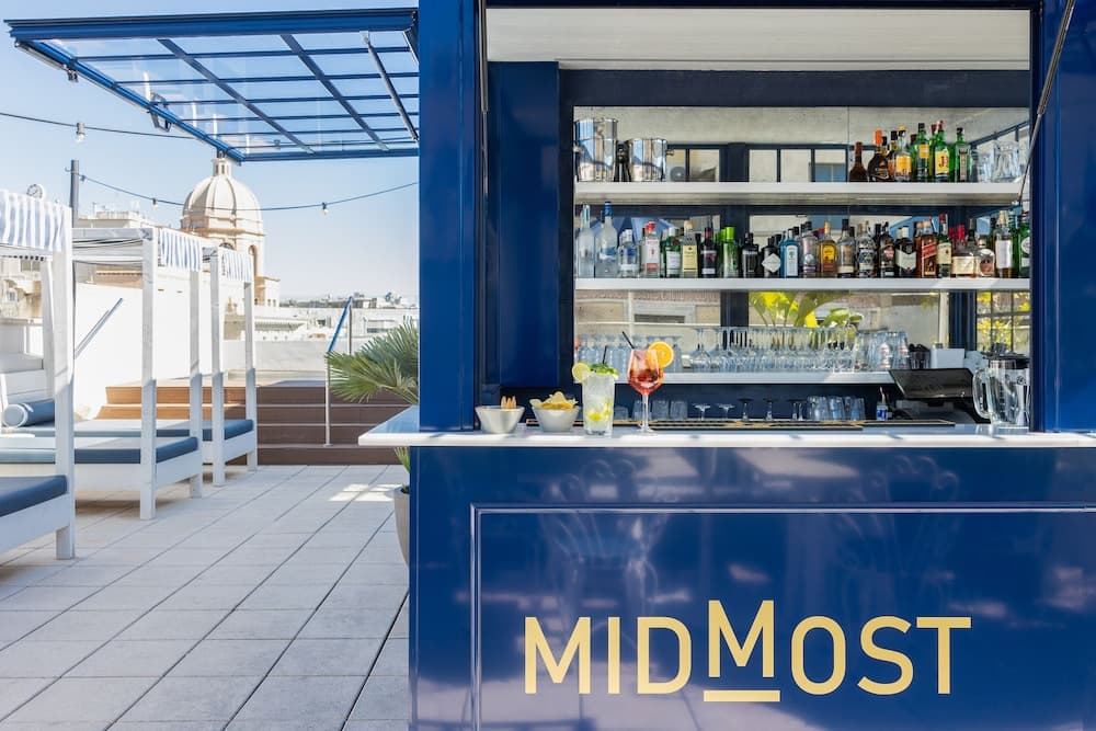 Hotel Midmost by Majestic Hotel Group — 13