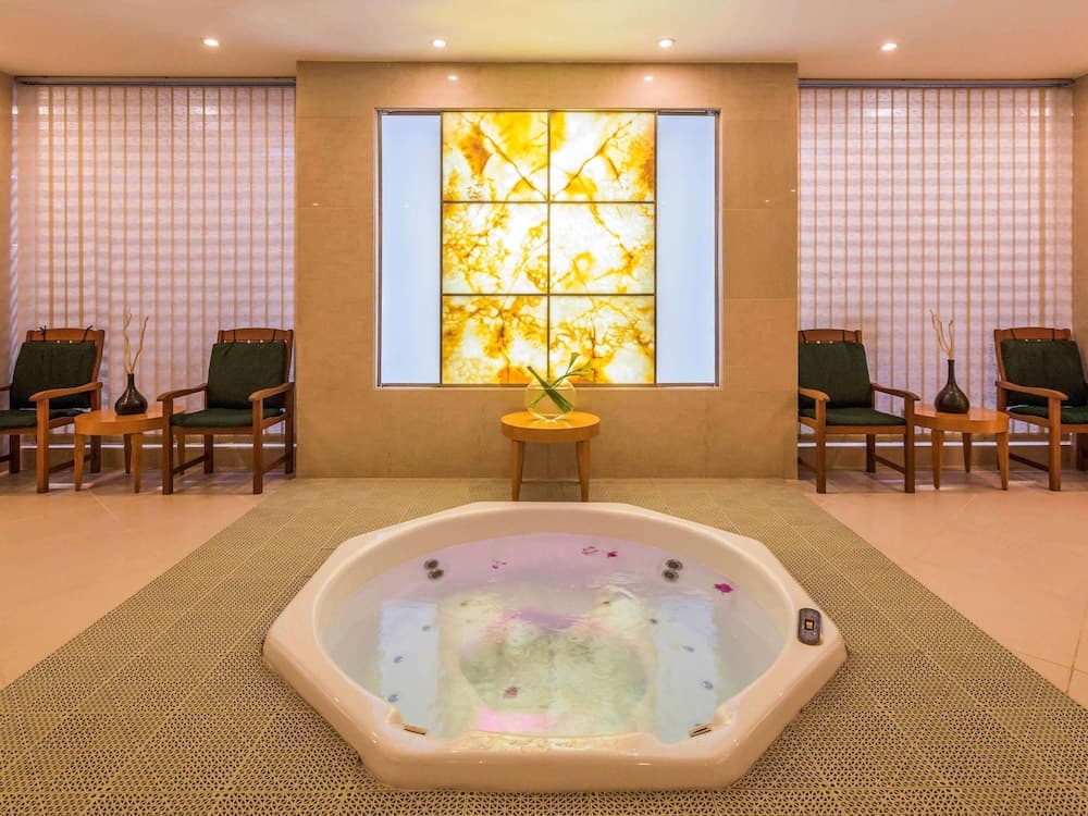 Swissôtel Al Murooj Dubái — 2
