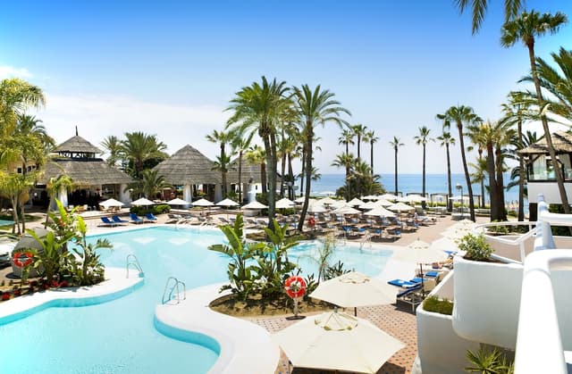 Don Carlos Marbella, Marbella