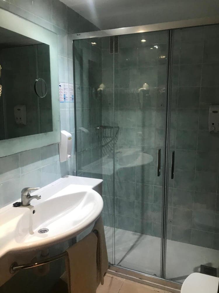 Hotel Iris — 18