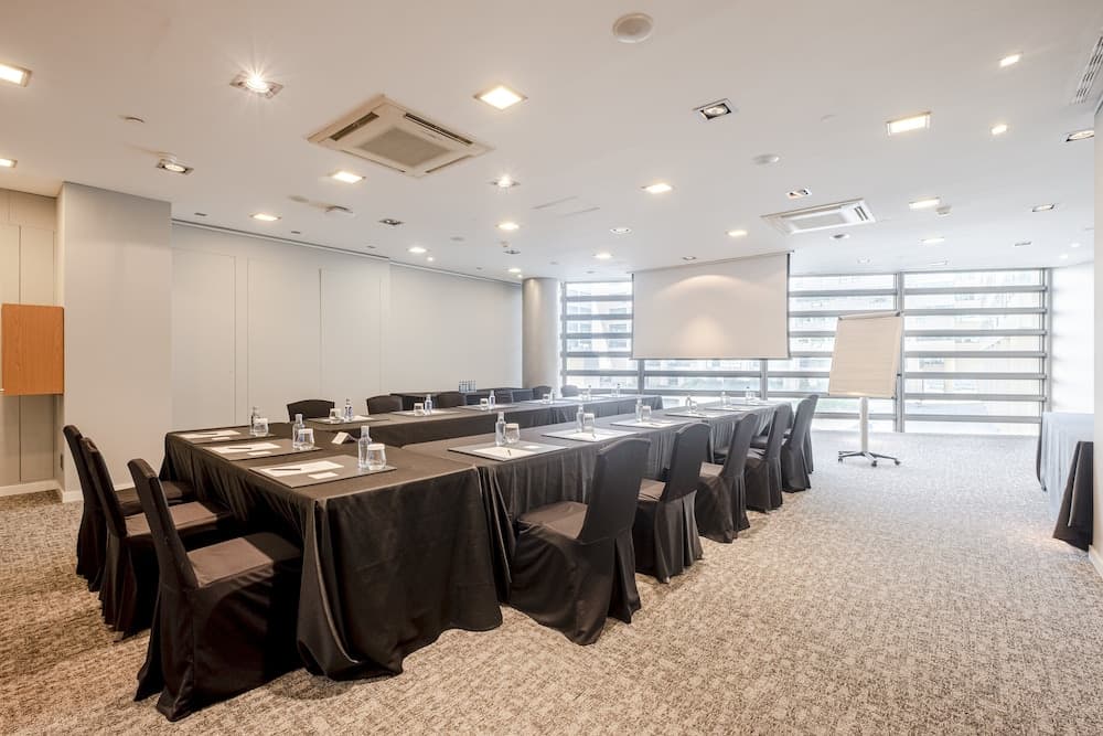 Eurostars Grand Marina — 23