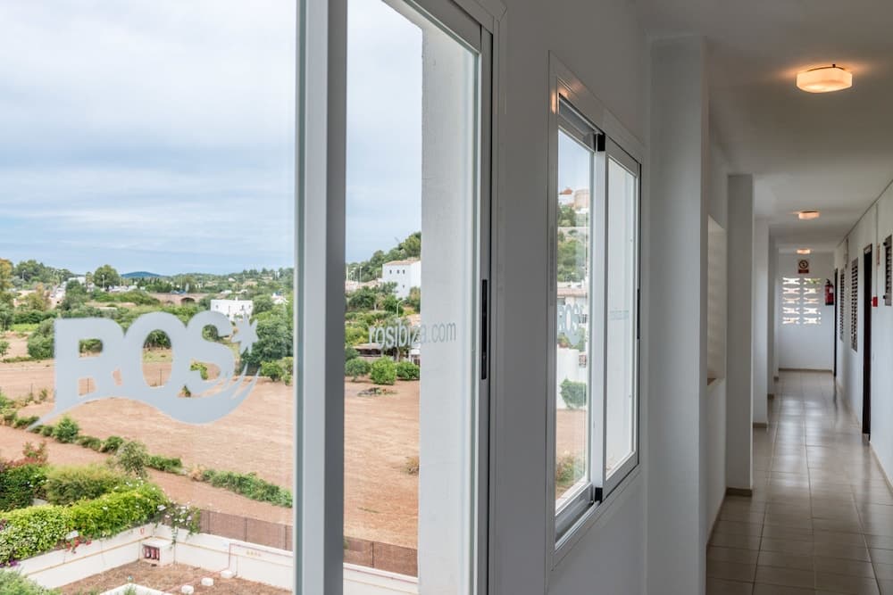 Apartamentos Ros — 9