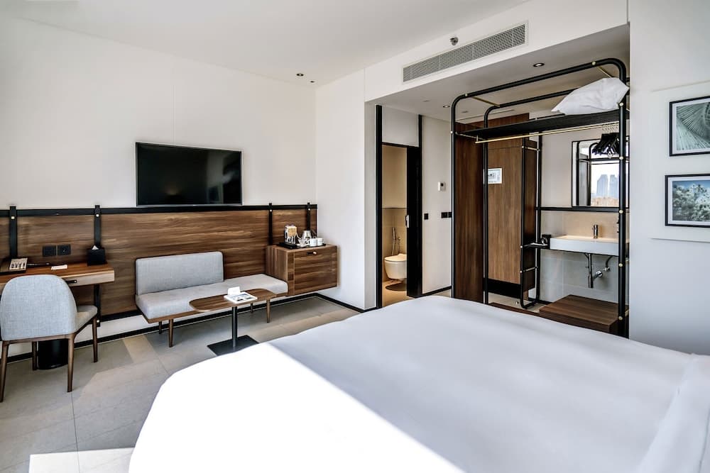 FORM Hotel Al Jadaf, Dubai, a Member of Design Hotels — 18