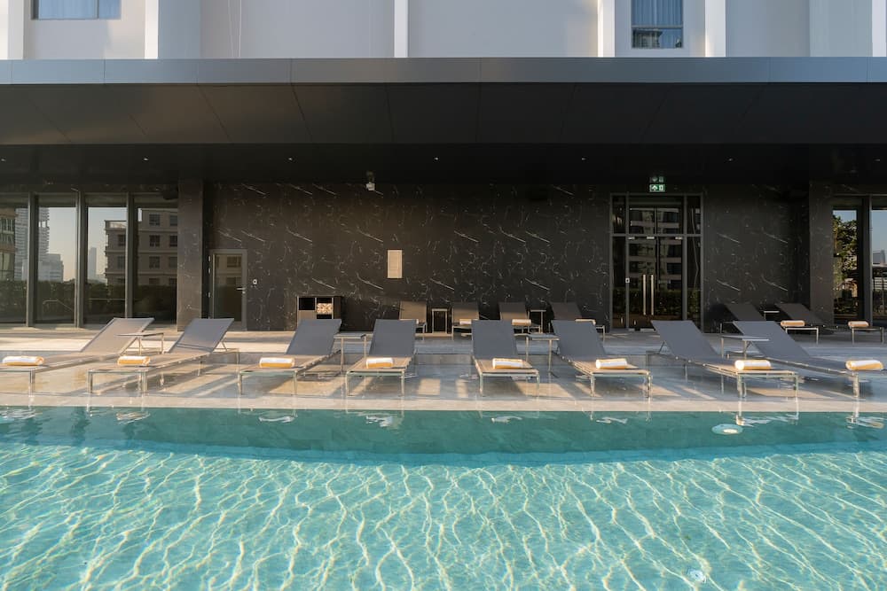 Staybridge Suites Bangkok Sukhumvit, an IHG Hotel — 9