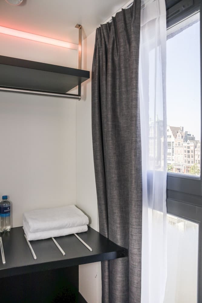 Dieses Hostel — 26