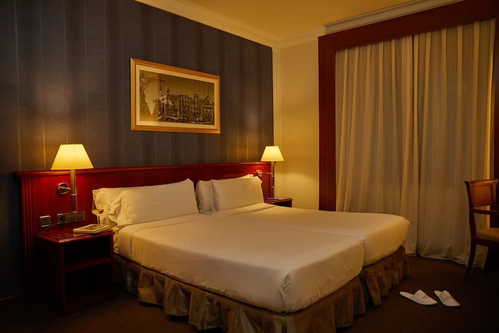 El Avenida Palace Hotel — 6
