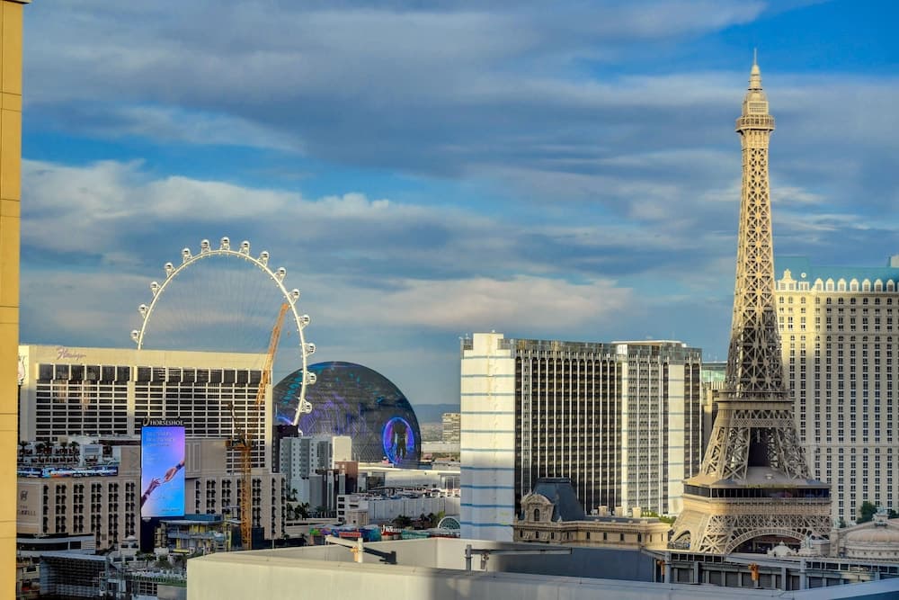 Vdara Hotel & Spa — 10