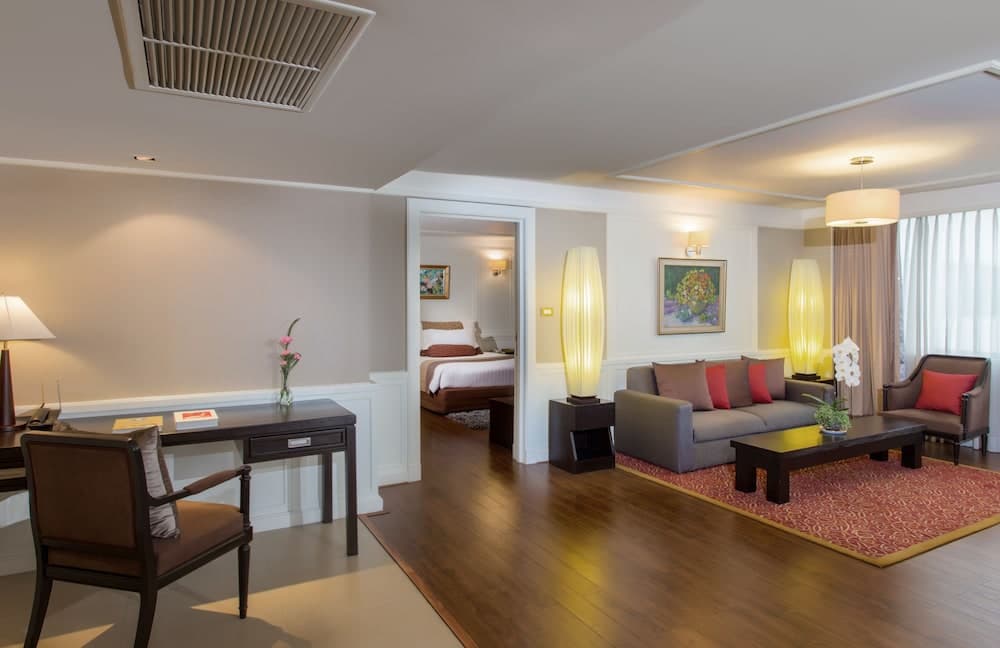 Ramada Plaza by Wyndham Bangkok Menam Fiume — 25