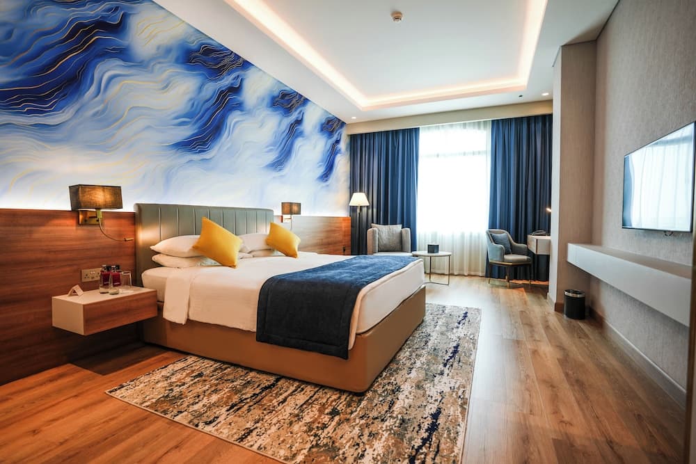 Mövenpick Grand Al Bustan Dubai — 16