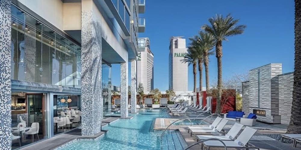 Palms Place Vacation Suites Collection — 9